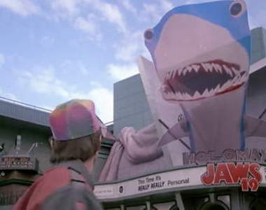 來自經典科幻電影《回到未來》對2015年未來世界的科技預測~