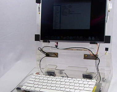 超炫《透明MacBook筆電》  好想收藏一台阿~(掏錢)