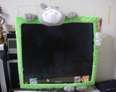 《龍貓》辦公桌治癒小物　毛茸茸的滑鼠墊>////<