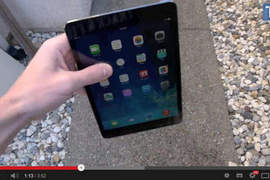 最新iPad mini 2 Retina死亡耐摔測試   正面還是杯具了...