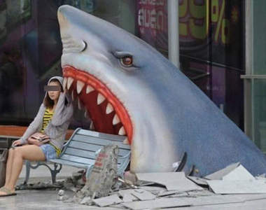 創意長椅 小心下面還有陷阱唷