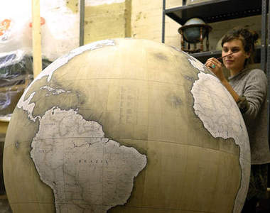 《地球儀工廠》有沒有想過地球儀是怎麼煉出來的？