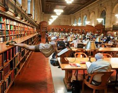 《圖書館裡的白目》拜託你們認真念書好嗎