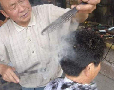 四川 超強《燙髮伯》燙髮只需一支燒燙燙打火夾⊙＿⊙？