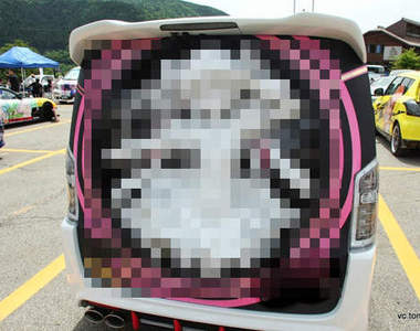 強大《神痛車》超越痛車的浮雕車?