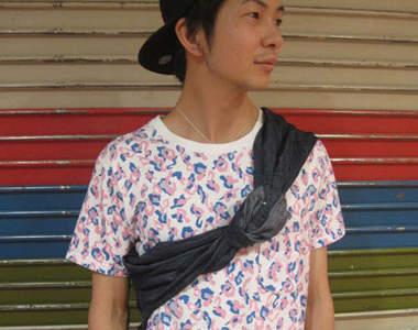 襯衫的《斜肩披掛》穿搭正在日本流行中？