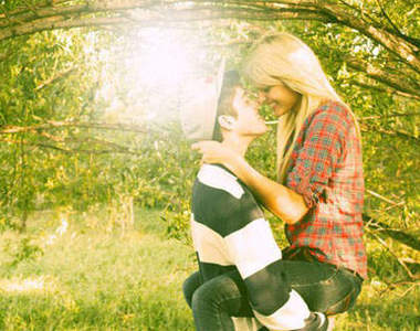 特技《情侶模仿照》其實是想整男友吧？