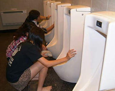 男人尿尿變天堂《天使膝枕》真是這樣嗎?