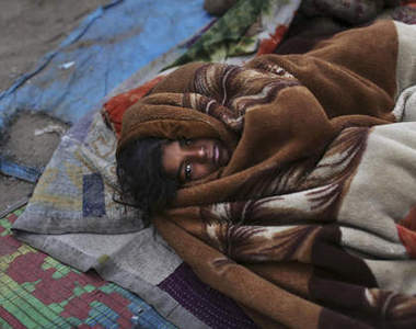 《印度寒冬》凍死上百人  地球氣候真的太失常了T^T