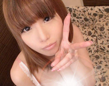 西川里音（西川りおん）擁有火箭Ｈ型美乳的ＡＶ女優