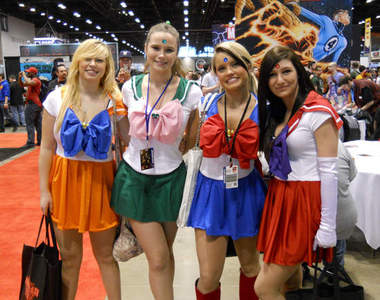 《芝加哥動漫展cosplay》美少女戰士歷久不衰啊～