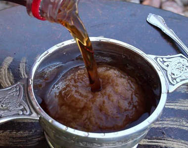 DIY可樂冰沙　3小時15分鐘之後保證凍到你吱吱叫