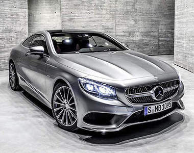 《賓士S-Class Coupe》施華洛世奇水晶攻佔車頭燈