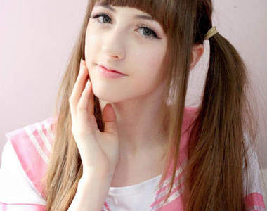 英國超萌美少女 貝琪 再多了一歲萌點不變