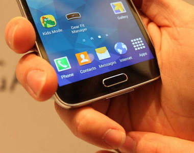 Samsung Galaxy S5新機皇「指紋辨識」大揭密   不專業分享 (鞭小力點)