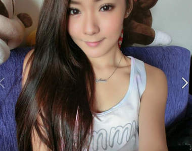 Annie Law　有一付螞蟻腰超好身材的大馬Dancer