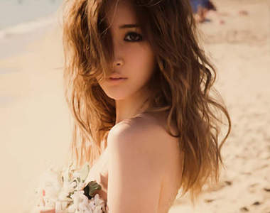 《紗榮子》半裸寫真集　打開才發現原來是三點不露的全裸啊啊啊(/▽＼*)