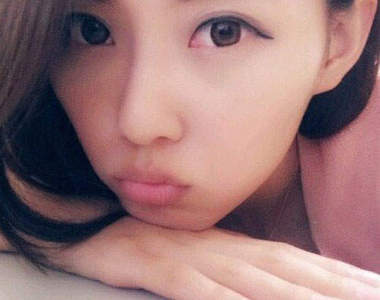 郭珉妏（Queenie）正妹百人斬之超美的大四生美女