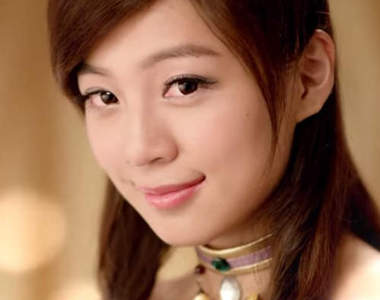 甄姬妹Felicia Annalisa　我也好想被這樣的酥胸妖姬爭寵一下