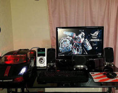 網友自製《超跑PC桌機殼》系列   帥到無法擋的紅魔鬼