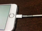 《iPhone 6充電線脫落防止法》日本推友的妙招 《iPhone 6充電線脫落防止法》日本推友的妙招