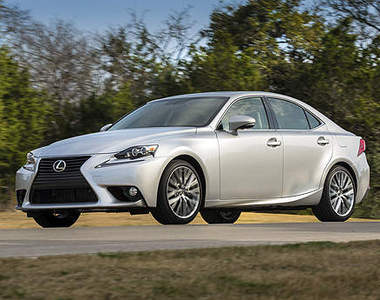 2015年式《Lexus IS》揪竟有哪裡不一樣呢？