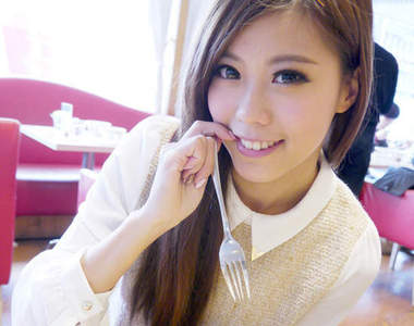 小香看正妹 ♡《Amis L. 艾蜜絲》動感女孩