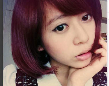 簡拉娜（LANA）　活屍界裡豎起大拇指的正妹