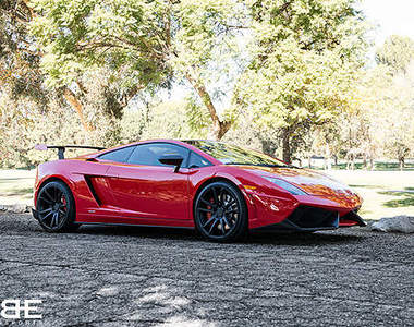 紅黑配《Lamborghini Gallardo》戰鬥小牛穿新鞋