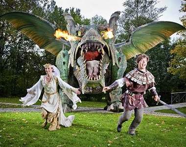 《2014年神奇的金氏世界紀錄》我也想要一頭巨大的噴火龍...