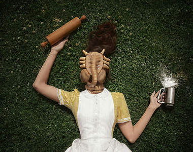 《怪物蛋糕》你相信這些全都是出自於美女之手嗎？