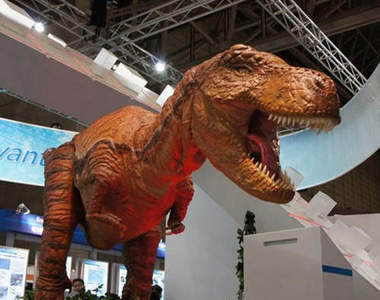 手機操控機械暴龍 離鐵人28號能控制的日子或許不遠了