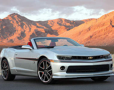 《雪佛蘭Camaro Commemorative Edition》裡裡外外都吸睛