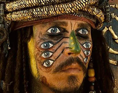 最新《泰國寺廟》拜這些人物是搞笑還是認真