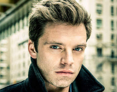 「冬日士兵」Sebastian Stan 面對6歲隊長粉絲的反應是？