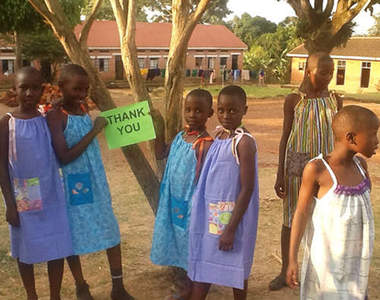 《非洲小孩的洋裝》原來是出自於她之手～