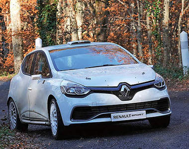 渦輪上身《雷諾Clio RS R5T》準備下場比賽囉