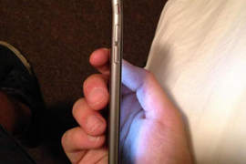 iPhone 6超容易折彎 網友們買來到現在的心路歷程 iPhone 6超容易折彎 網友們買來到現在的心路歷程