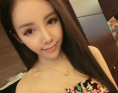 度假妹李婧菲　浪漫海景＋美人＝馬爾地夫的無敵方程式