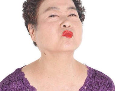 《世界紀錄親親女王》我也想體會一分鐘親一百個人的享受（〒▽〒）