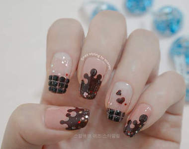 指彩系列《濃情巧克力》只融於手不融於口～