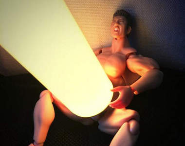 網友自創《螢光棒光束》讓模型瞬間攻擊力大增的便利發想ww