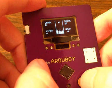 《名片型遊戲機Arduboy》你好～我是專門玩俄羅斯方塊的（遞）