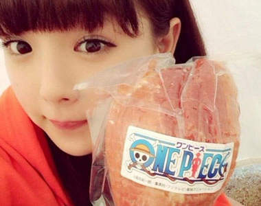 航海王帶骨肉　篠崎愛也愛上大口吃肉的感覺