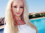Valeria Lukyanova 烏克蘭娃娃女邊自拍邊帶妳遊古蹟 Valeria Lukyanova 烏克蘭娃娃女邊自拍邊帶妳遊古蹟