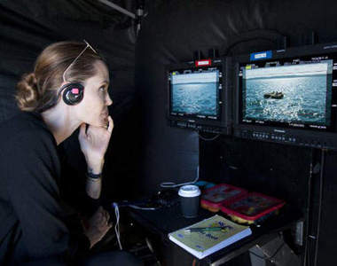 二戰故事《Unbroken》裘莉再次挑戰導演一職