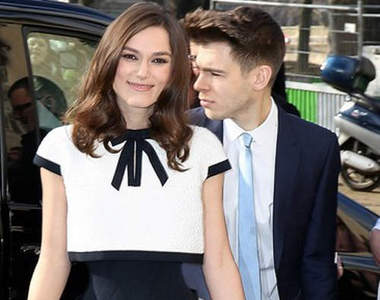 綺拉奈特莉《超級腰瘦裝》讓人有股想折斷她的衝動(誤)