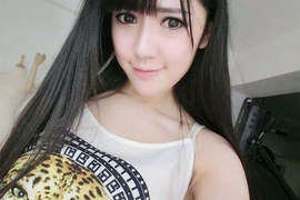 熊茜Akiya 轟動全城的最兇車展美女 熊茜Akiya 轟動全城的最兇車展美女