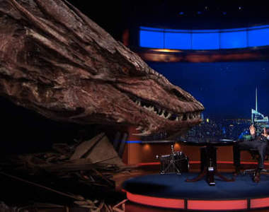 《惡龍史矛格》棚內接受訪問？！主持人最後有被吃掉嗎...