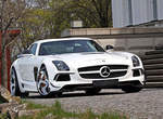 殺氣勁裝上身《賓士SLS AMG》向黑帶高手致敬 殺氣勁裝上身《賓士SLS AMG》向黑帶高手致敬